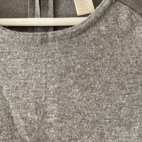 Chico’s Grey Pullover Sweater, Size O ( Small 4/6) - Picture 2 of 7